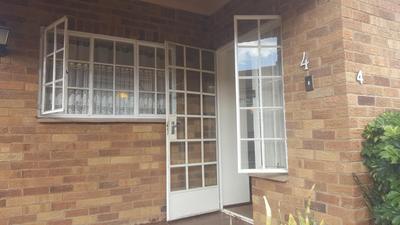 Townhouse For Sale in Bedford Park, Bedfordview