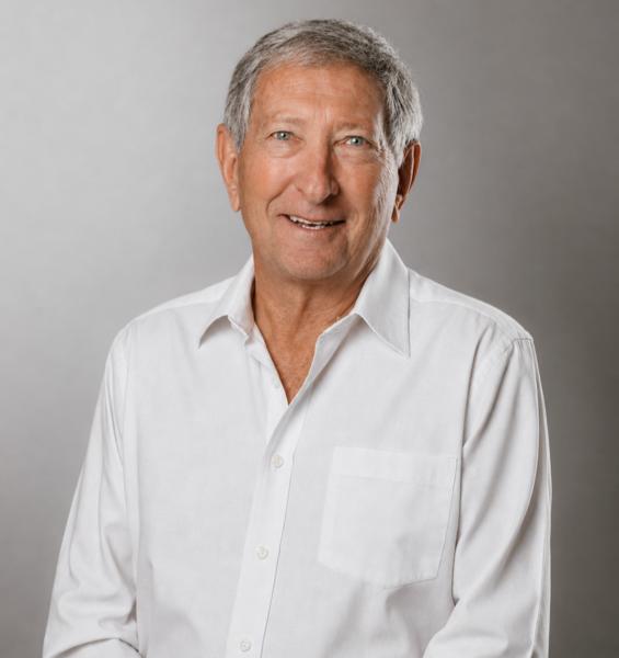 Arnie Berman, estate agent
