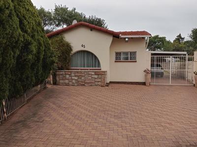 House For Sale in Eden Glen, Edenvale