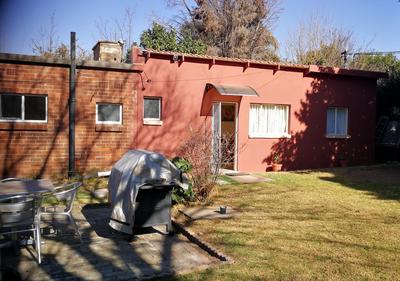 Cottage For Rent in Hurlyvale, Edenvale