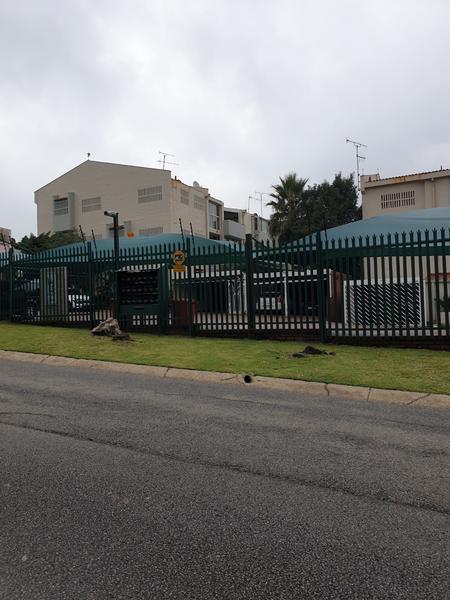Duplex For Sale in St Andrews, Bedfordview