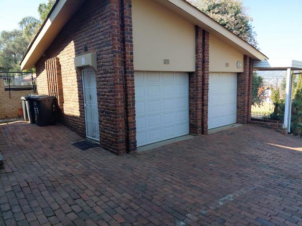 House For Sale in Observatory, Johannesburg